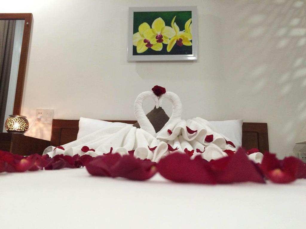 Ocean Flower Hotel Da Nang Exterior photo
