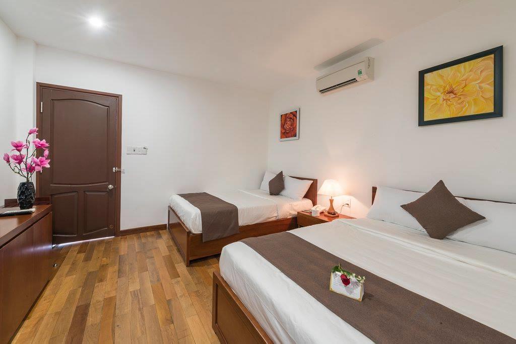 Ocean Flower Hotel Da Nang Exterior photo